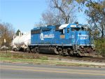 CSX 4448 blocking E/W main
